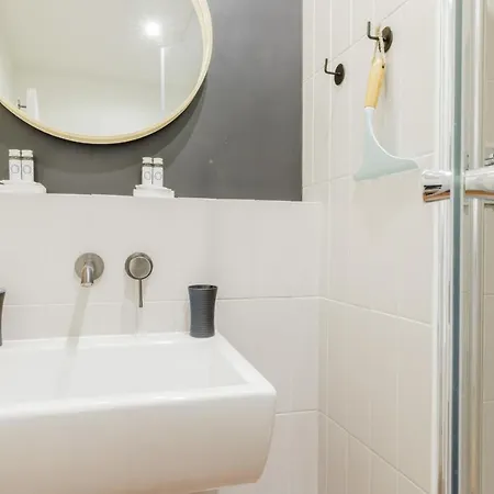 Authentic - 2p - Eiffel Tower Appartement Parijs