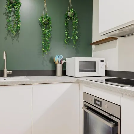 Authentic - 2p - Eiffel Tower * باريس