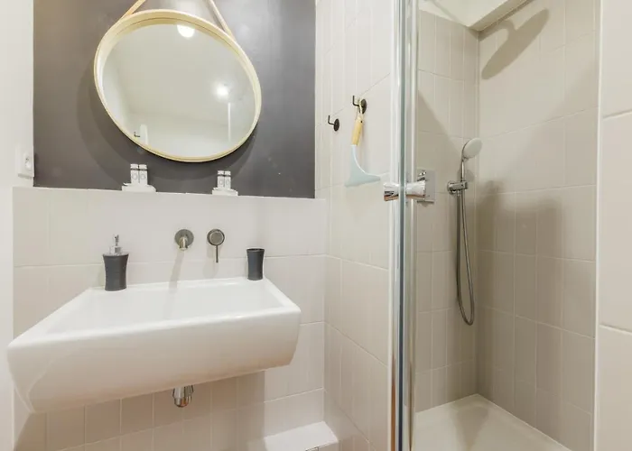 Authentic - 2p - Eiffel Tower Apartmán *