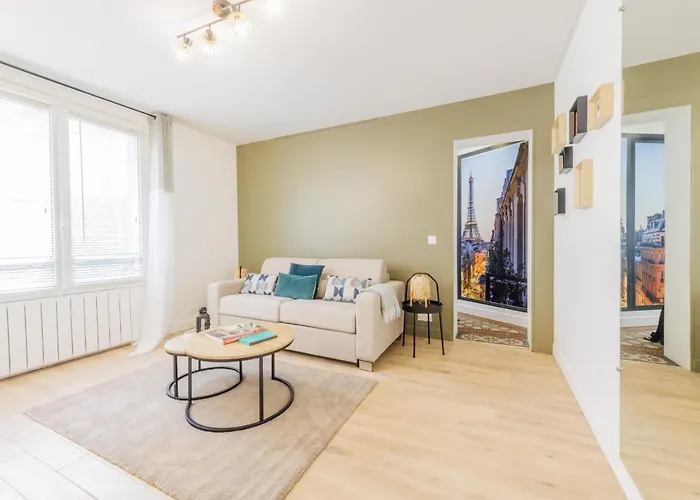 Authentic - 2p - Eiffel Tower * Paris